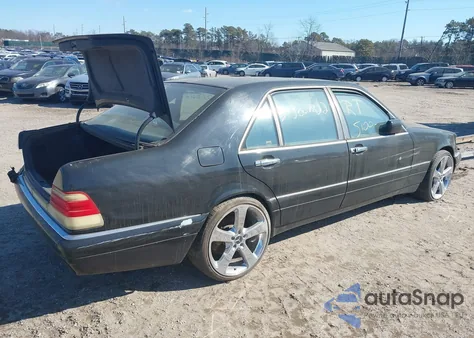 1995 Mercedes-Benz S 320 from USA, damaged, VIN WDBGA33EXSA194407